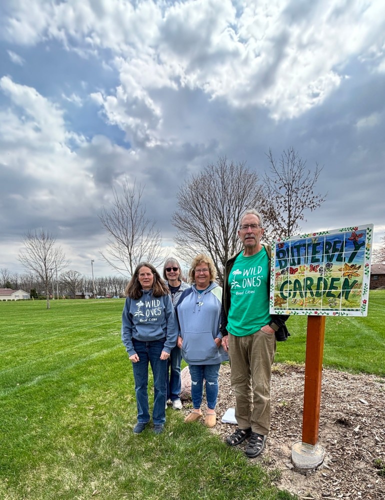 reading garden picture 2